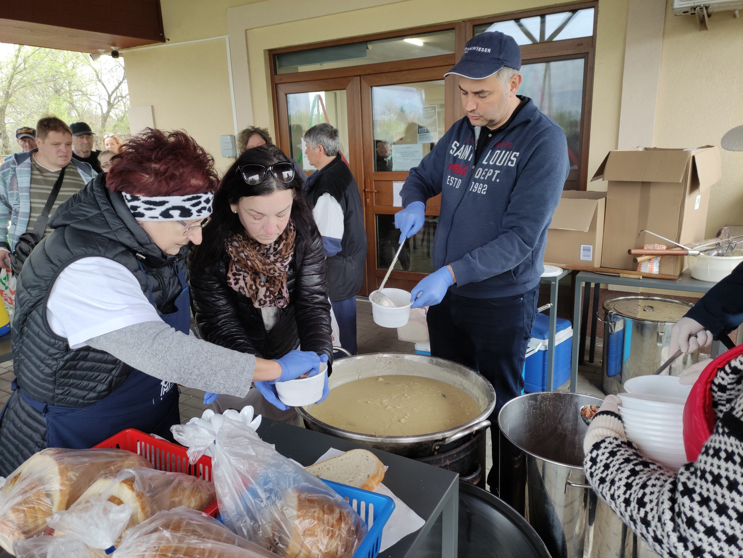 ételosztás észak utca (12)