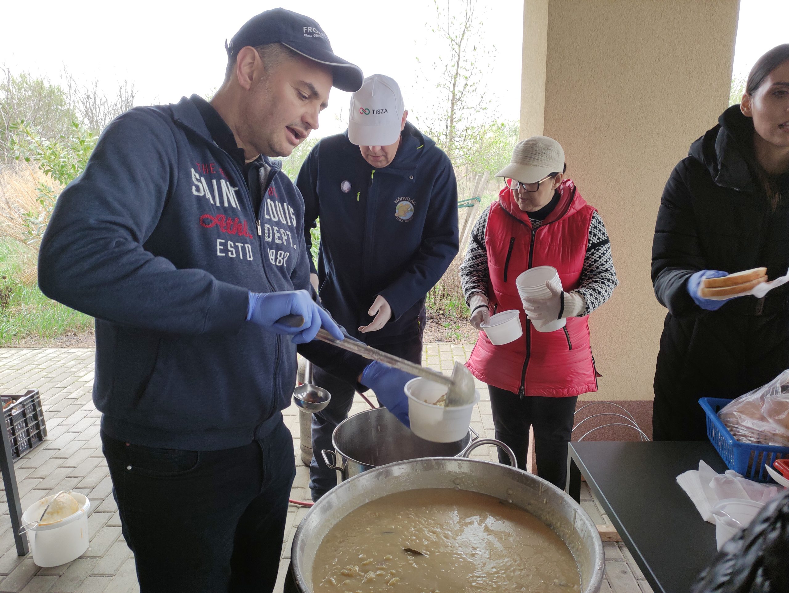 ételosztás észak utca (7)