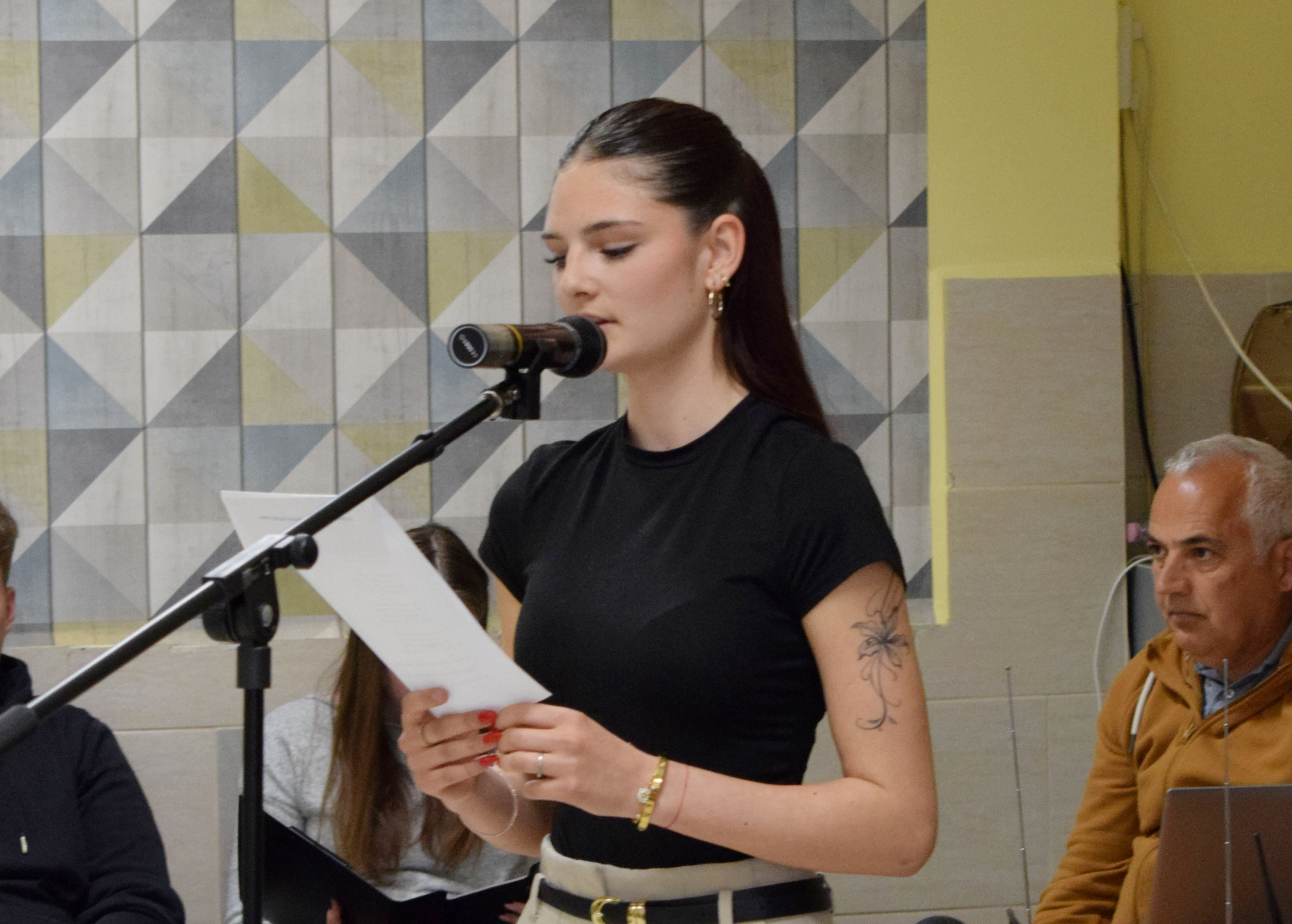 Cseresnyés költészet napja5