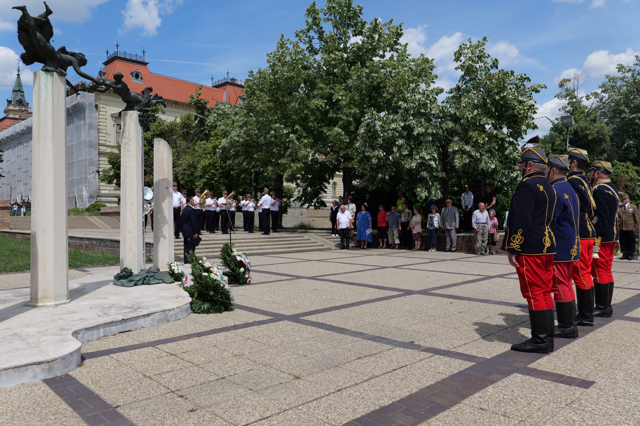 Hősök napja (96)
